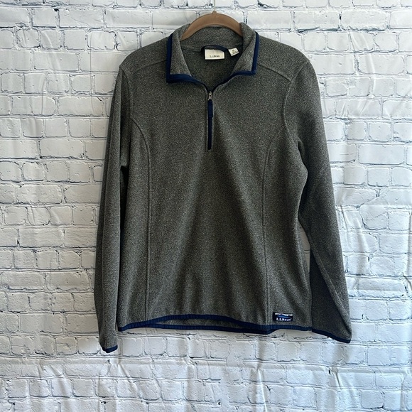 L.L. Bean, dark gray fleece pullover sweatshirt women’s‎ size medium - Picture 1 of 4